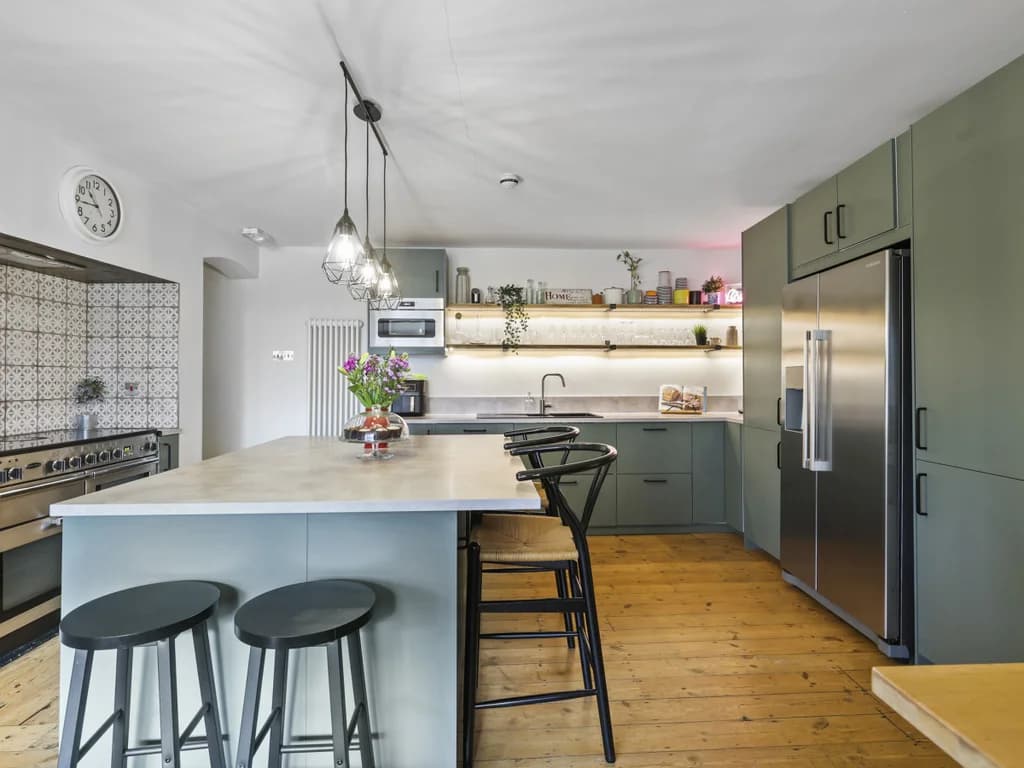 1.2 Kitchen.jpg