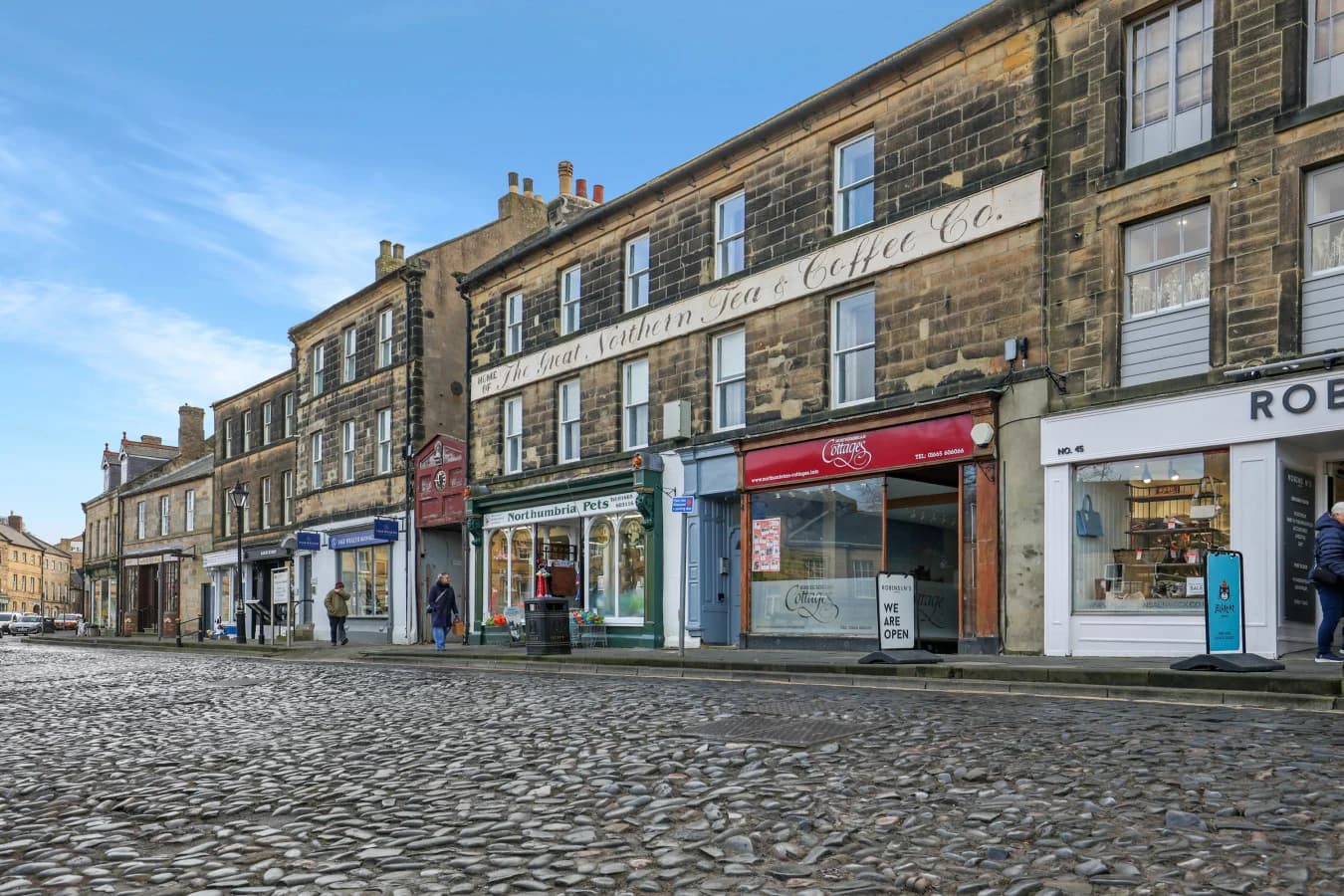 Historic stone-fronted Tea Warehouse in the heart of Alnwick