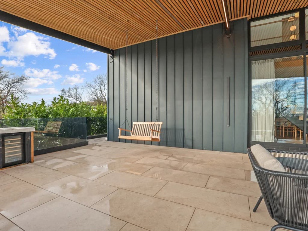 New Outside Image without Pizza Oven.png