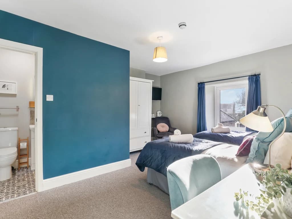 Twin Bedroom