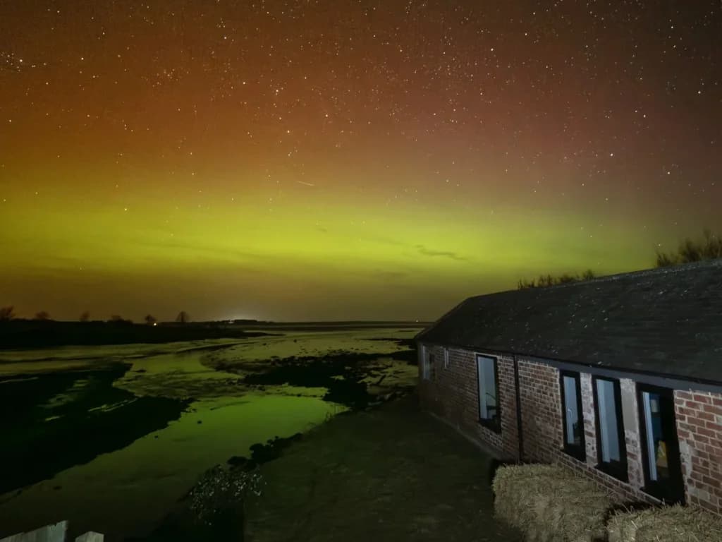 Nothern Lights Jetty Cottage