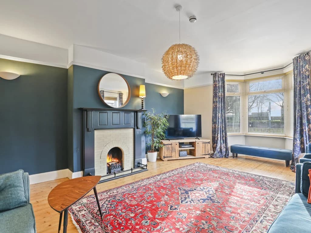 2.1 Living room.jpg