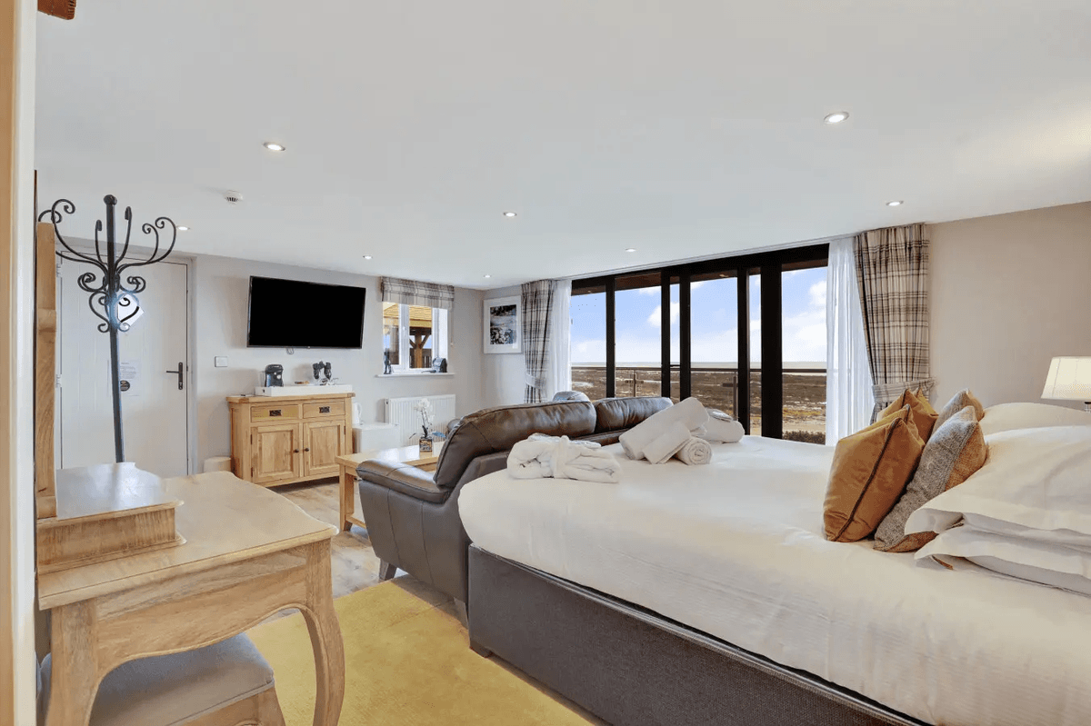 Beach house.webp